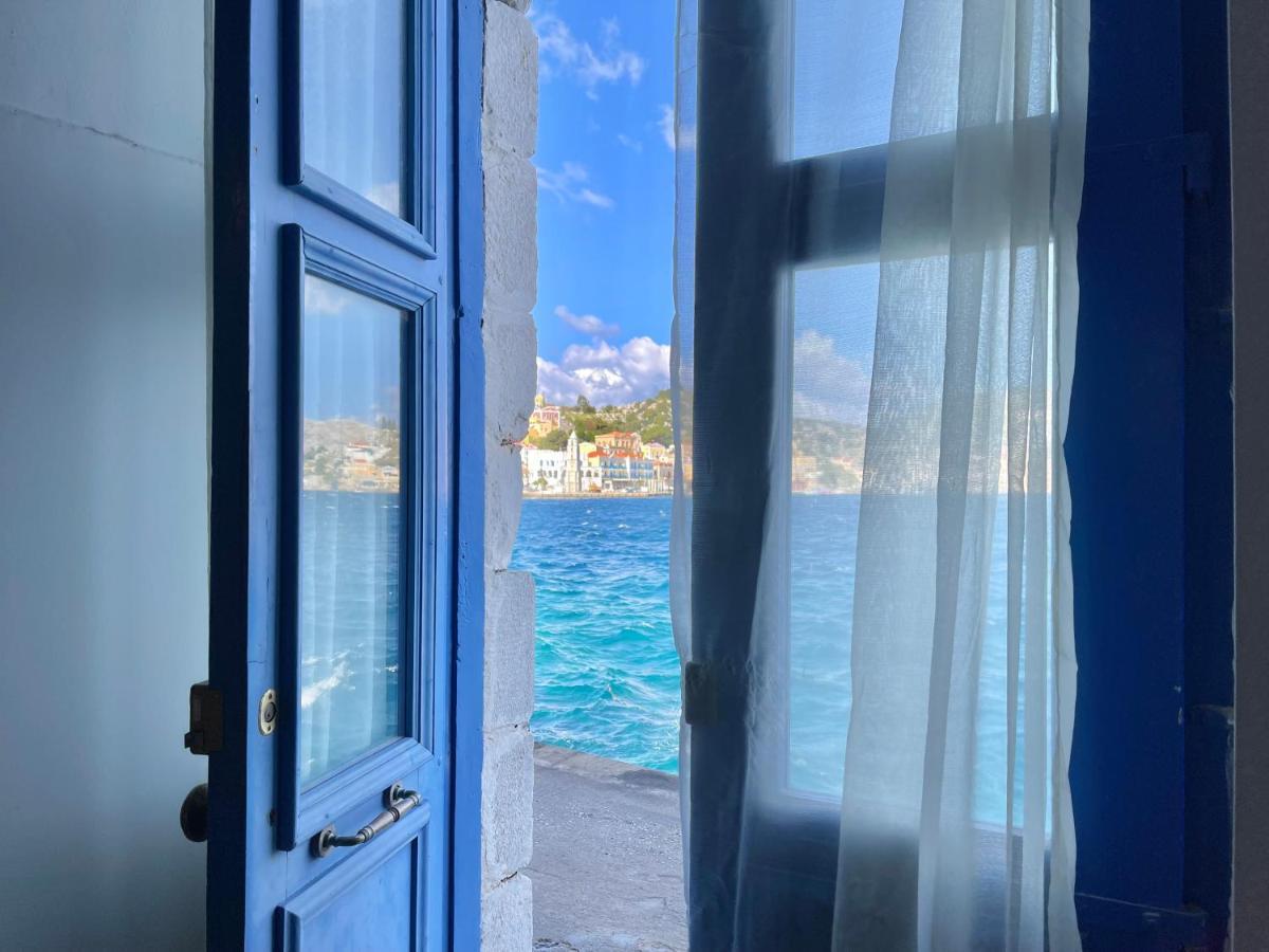 Appartamento Seafront - Harbour View , Pitini 2 Sými Esterno foto